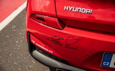Hyundai i30 N s perfektně odladěným podvozkem Öhlins
